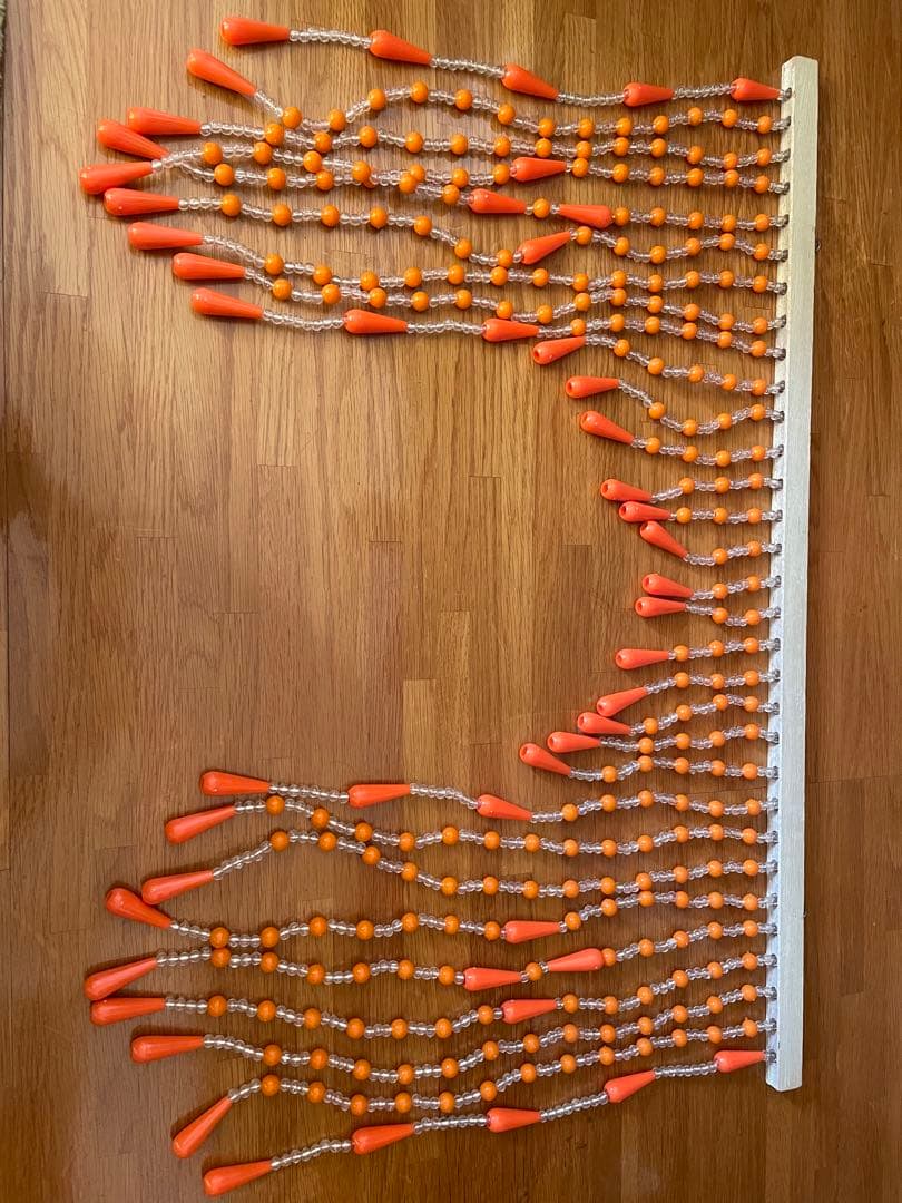 昭和レトロ ビーズのれん 暖簾 簾 オレンジ ポップ - メルカリ