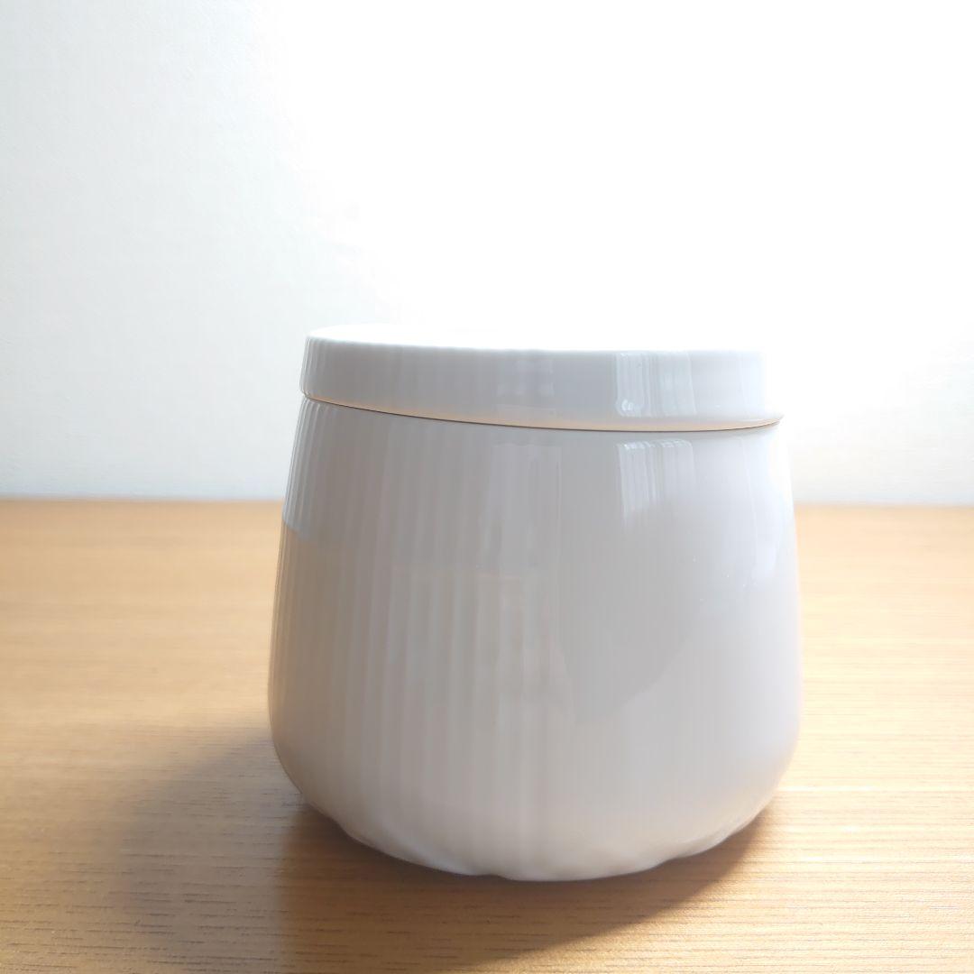 ロイヤルコペンハーゲン　ホワイトエレメンツ　ボウル(フタ付き)