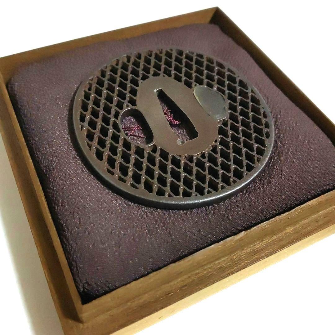 肥後鐔 網目透し鐔 無銘 資料付 桐箱 貴重品 鉄地