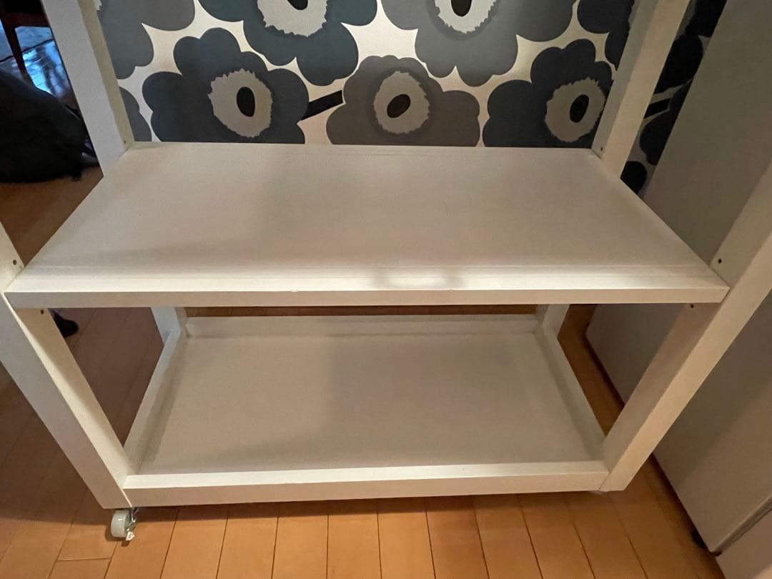 ホワイトキッチンカウンター タイルトップ