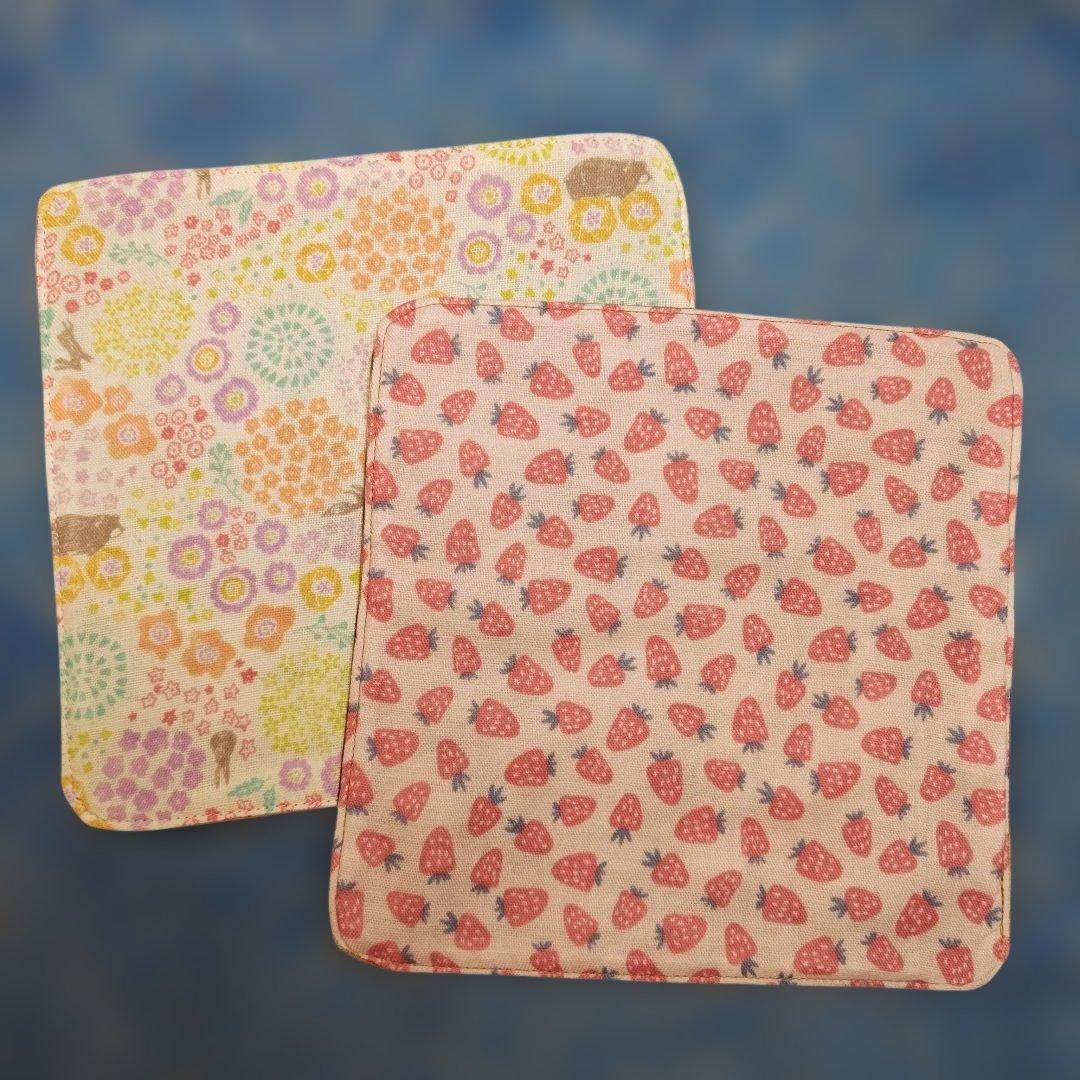 ご確認用　いちご　ハンカチ　プードルちゃん柄1/24