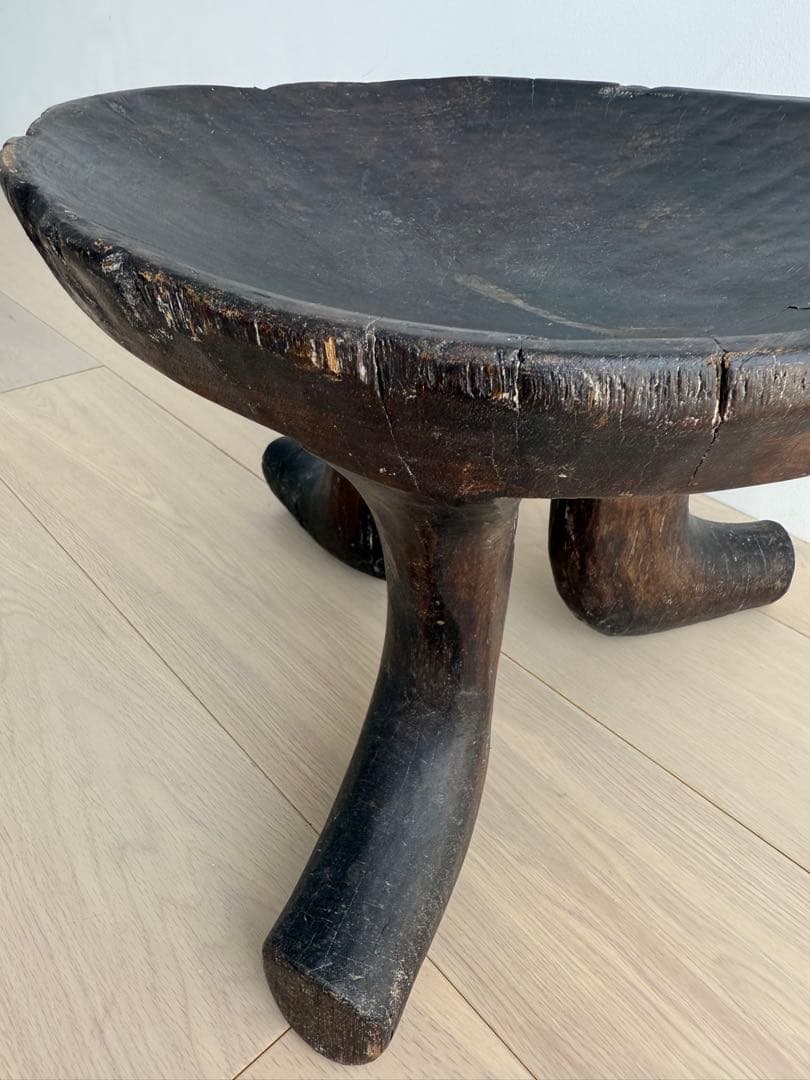 ライトイヤーズLIGHTYEARS 丸型スツール アフリカTUTSI STOOL