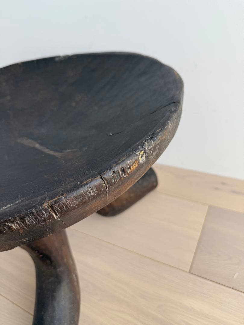 ライトイヤーズLIGHTYEARS 丸型スツール アフリカTUTSI STOOL