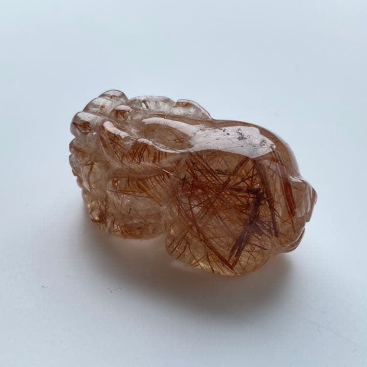 高品質 高透明度 ブラウンルチルクォーツ 貔貅（ひきゅう）天然石 置物