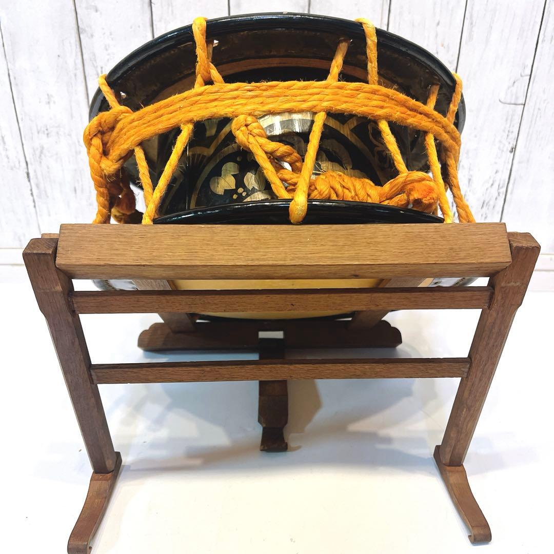 【希少】締め太鼓　蒔絵　和太鼓 35.5cm バチ付き　台座　和楽器　松　扇子