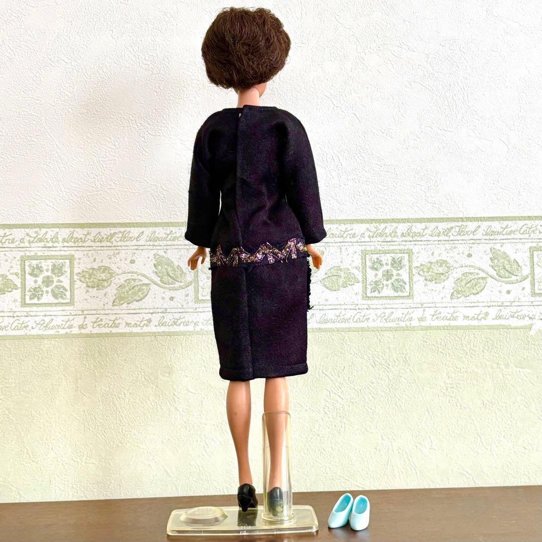 ヴィンテージ バービー人形 マテル社 1962年 バブルカット ブルネット