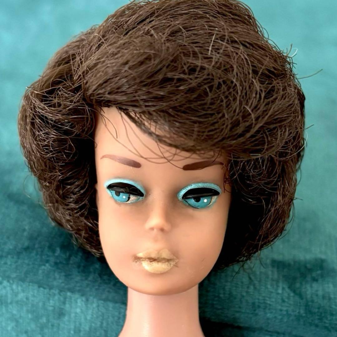 ヴィンテージ バービー人形 マテル社 1962年 バブルカット ブルネット