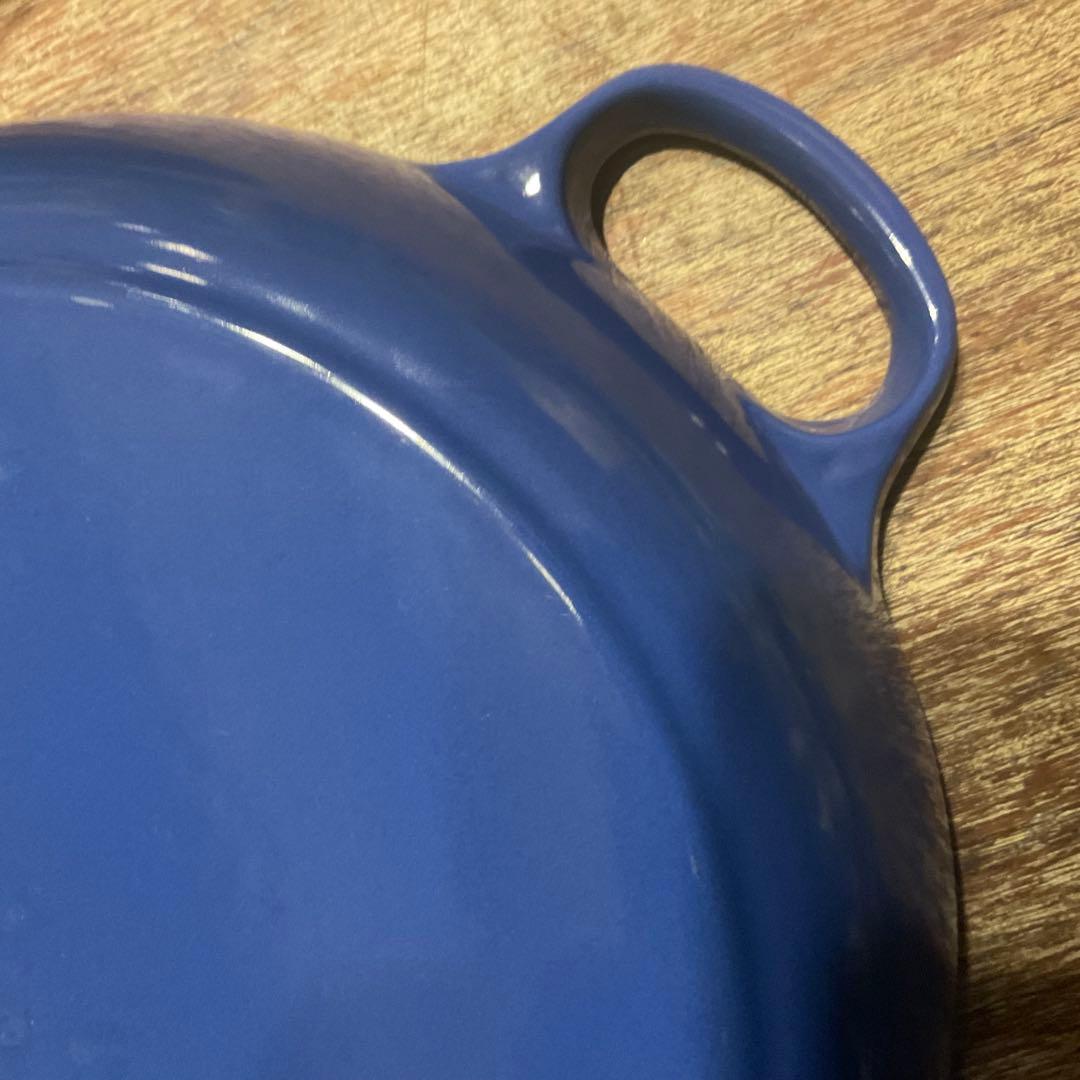 美品！ル・クルーゼ シグニチャー ビュッフェ・キャセロール 26cm