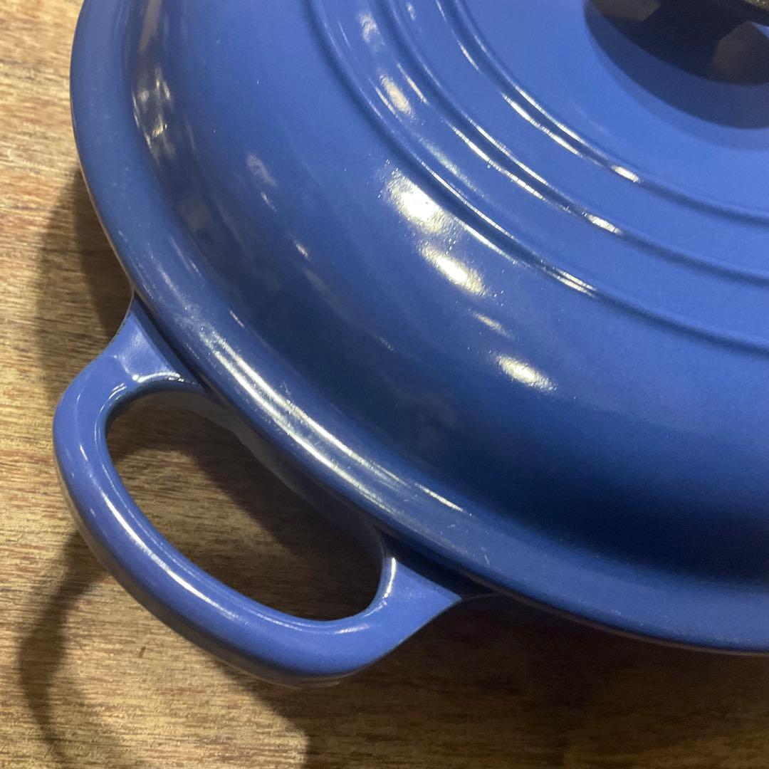 美品！ル・クルーゼ シグニチャー ビュッフェ・キャセロール 26cm