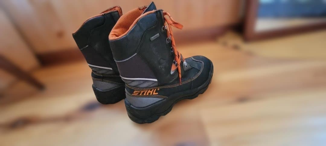 最高峰林業ブーツ　STIHLダイナミック GTX 革製チェンソーブーツ