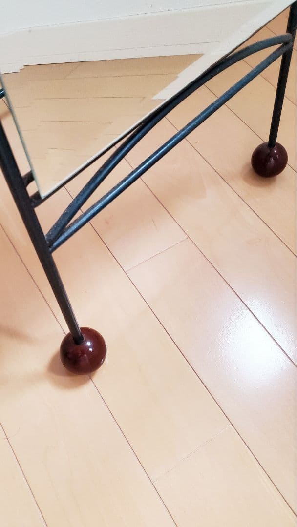 アンティーク　アイアン　スタンドミラー