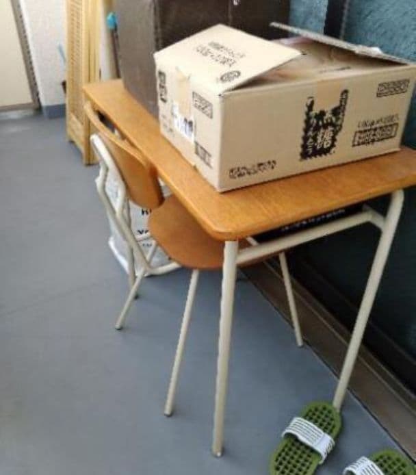 unico　 デスク＆椅子セットで