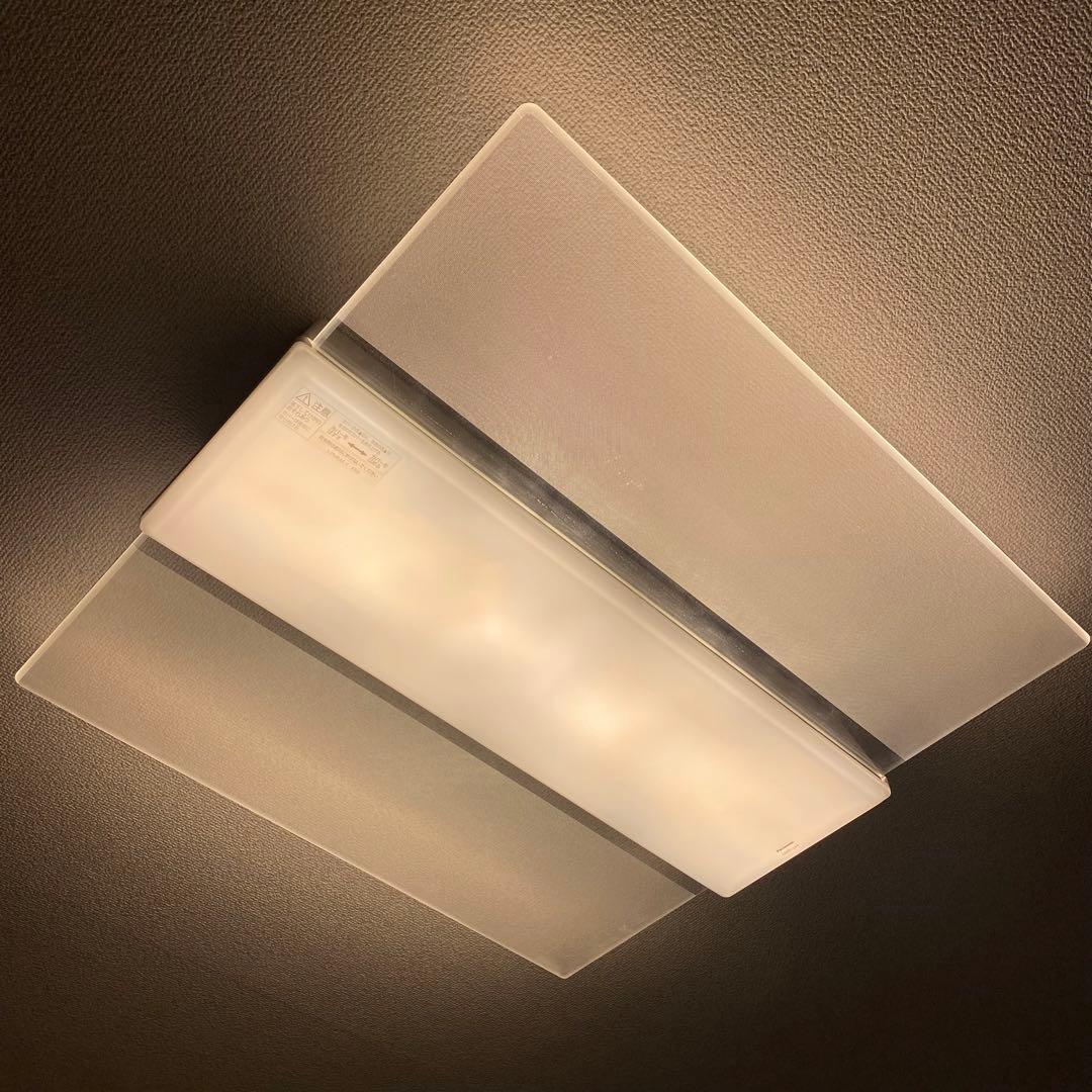 リモコン付き　パナソニック　LEDシーリングライト　パネル LGBZ1189