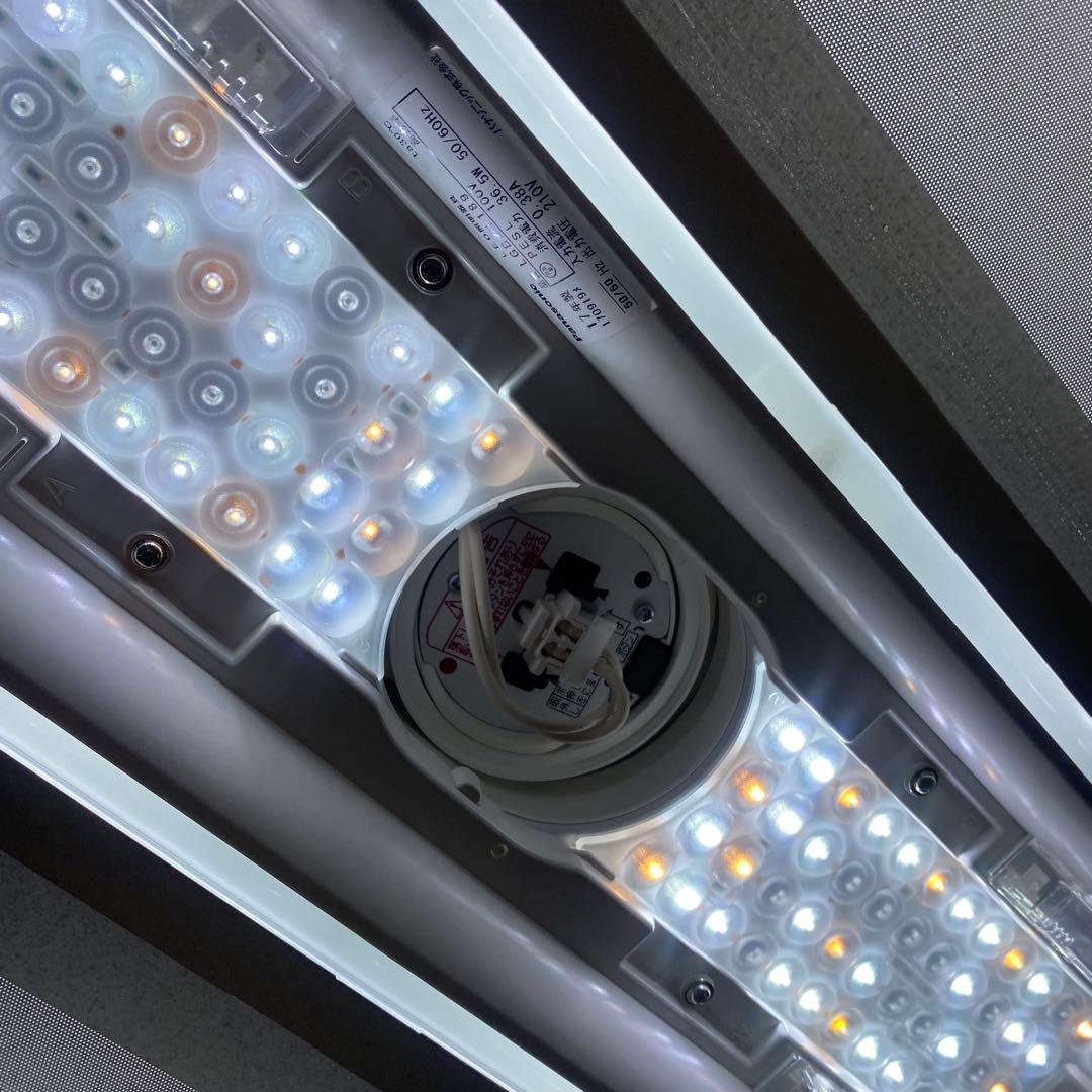 リモコン付き　パナソニック　LEDシーリングライト　パネル LGBZ1189