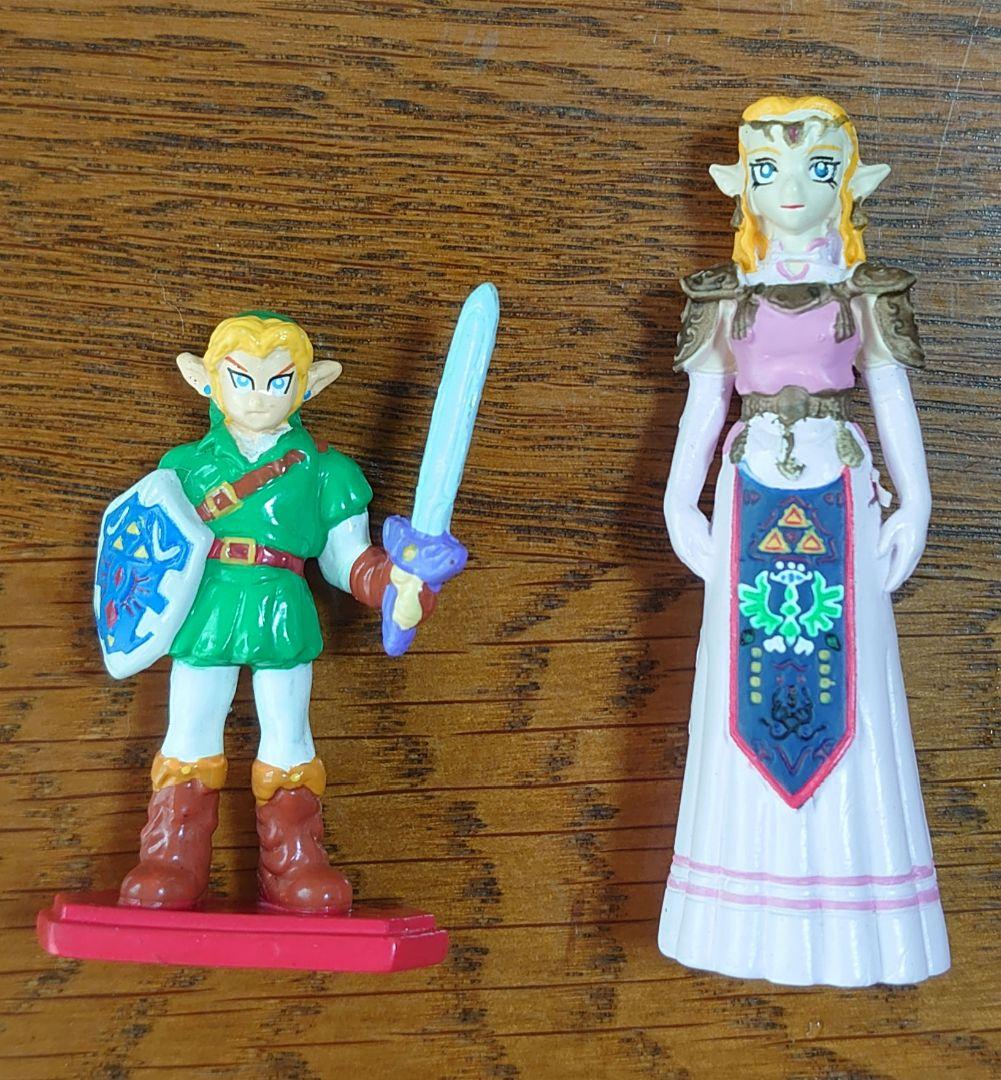 ゼルダの伝説 時のオカリナ ミニリアルフィギュア リンク ✩ ゼルダ姫