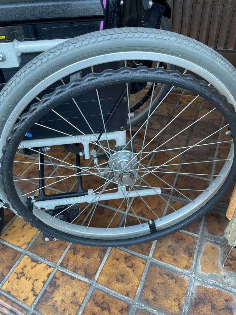 MiKi 自動ブレーキ付車椅子 とまっティ MBY-41BSW（自走・介助兼用）