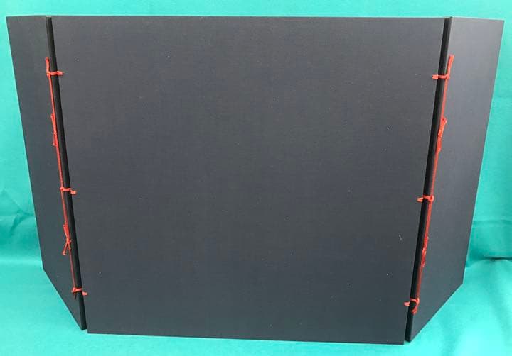 20号 手描御所人形図 屏風 紫風作