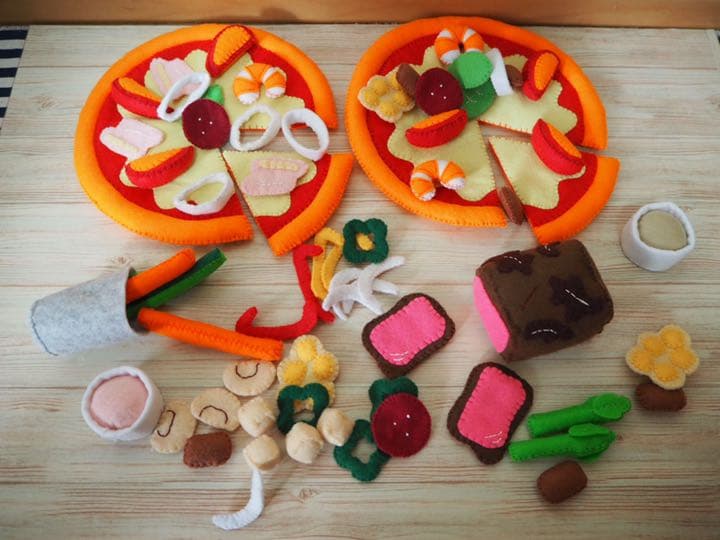 34 フェルトままごと　ピザ屋さん　オーダーページ