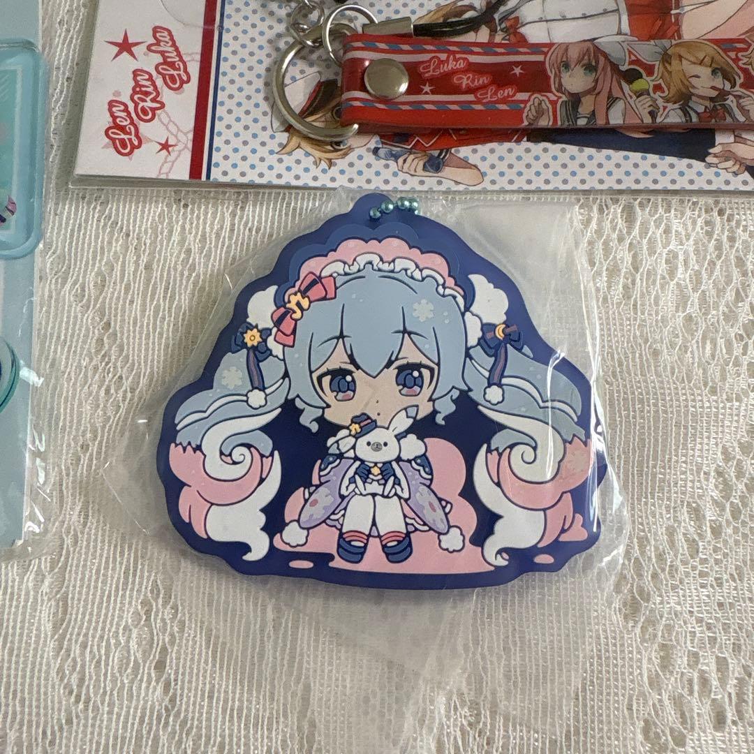 匿名配送】初音ミク グッズまとめ売り - メルカリ