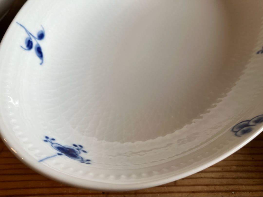 ロイヤルコペンハーゲン ブルーパルメッテブロッサム27オーバル