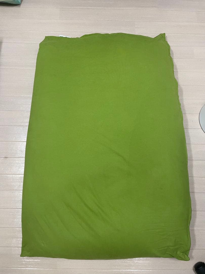 【極美品】〜最終値下げ〜Yogibo midi ライムグリーン