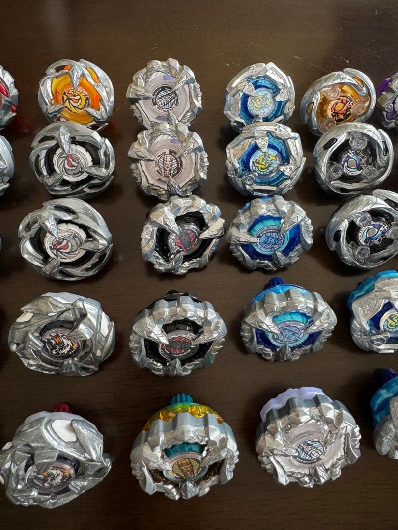 ベイブレードx まとめ売り - メルカリ