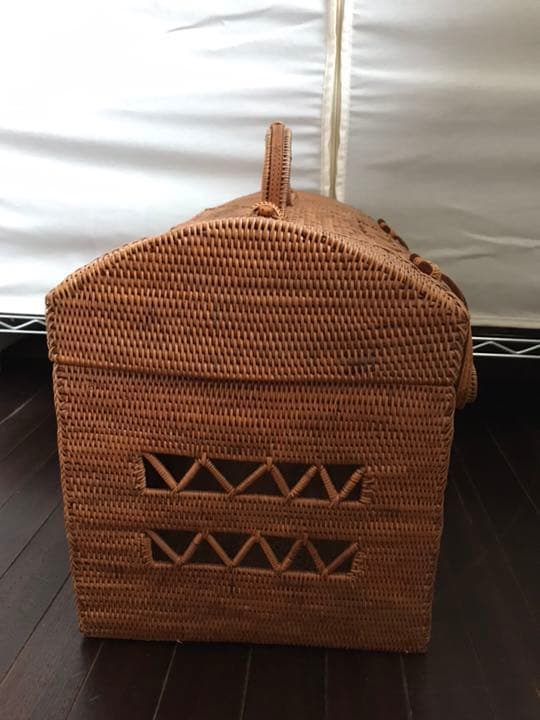 アタ製  バスケット