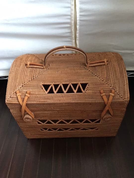 アタ製  バスケット