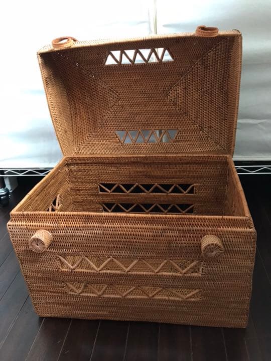 アタ製  バスケット