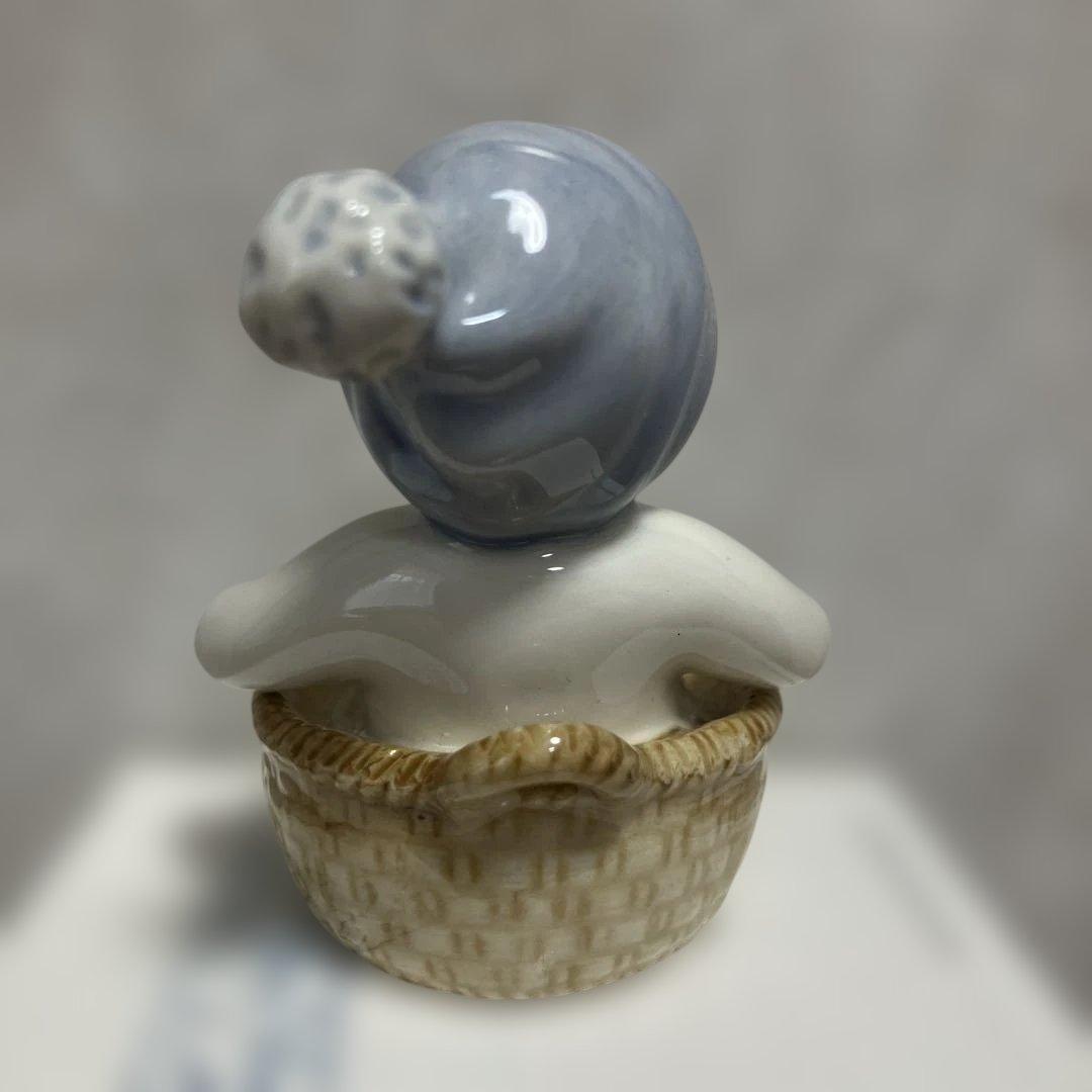 ロイヤルコペンハーゲン】スノーマンベビー フィギュリン - メルカリ