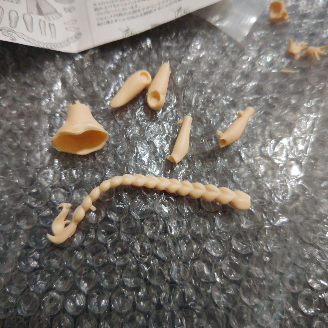 キャロル・マールス・ディーンハイム　シンフォギア　ガレージキット　未組立