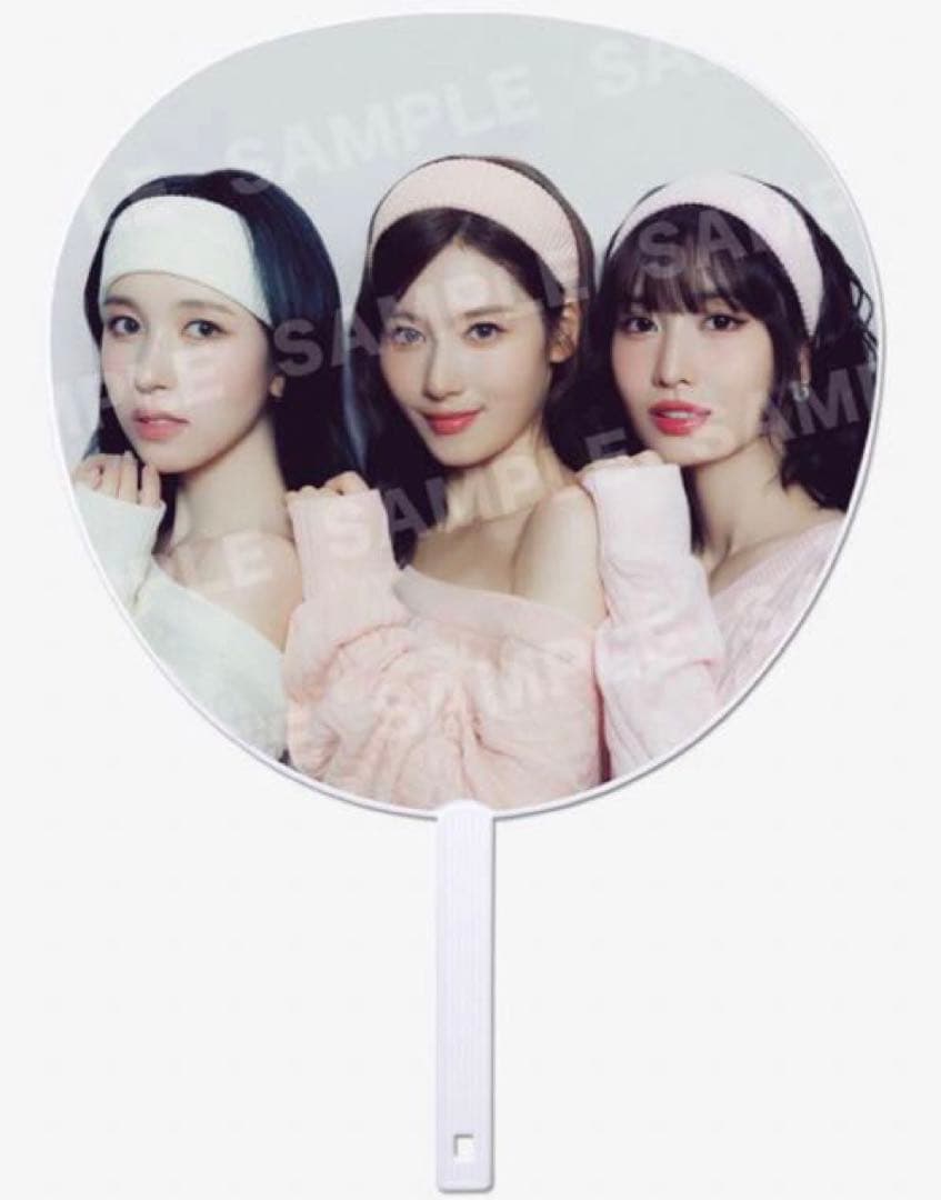 TWICE ミサモ MISAMO HAUTE COUTURE オール うちわ - メルカリ