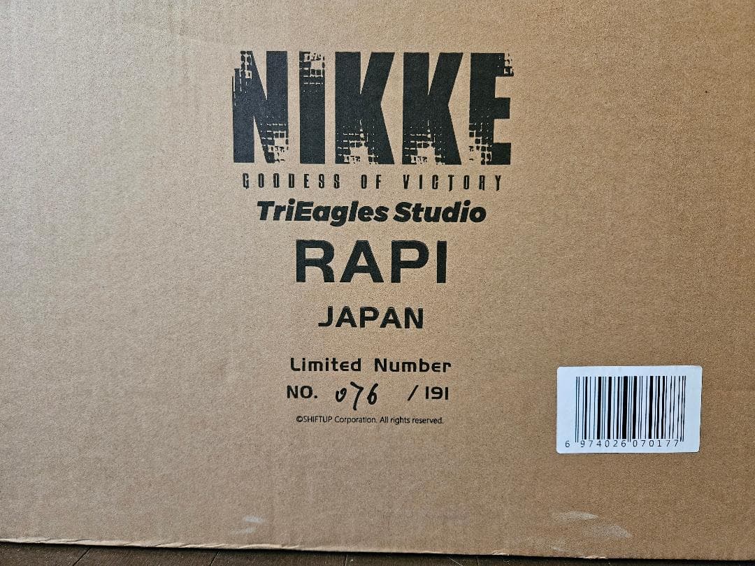 勝利の女神 NIKKE ラピ 1/4スケールフィギュア スタチュー