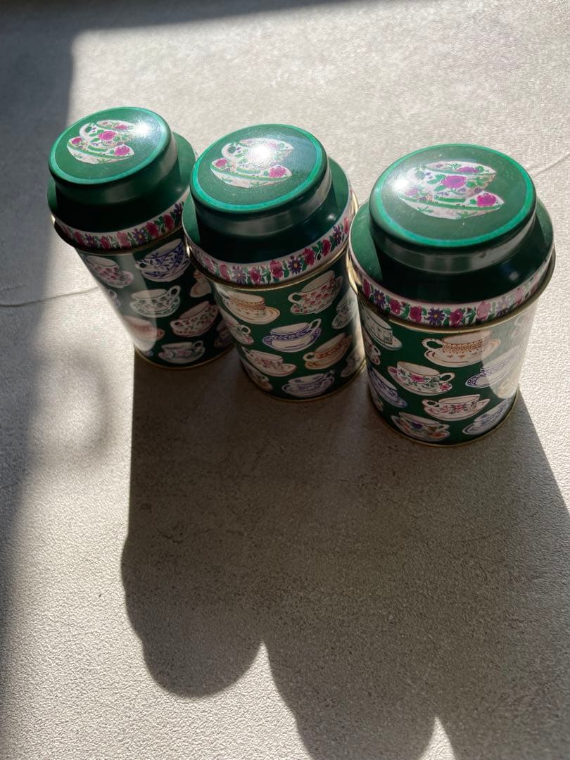 【送料無料】90年代Whittardお盆＆紅茶空き缶セット