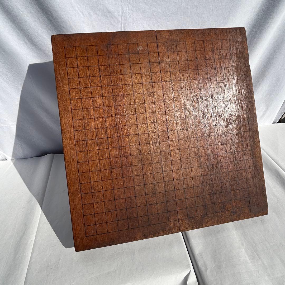 木製 碁盤 板 伝統的なデザイン 本榧足付碁盤 5寸6分（天地柾） ga50051 | 前川榧碁盤店
