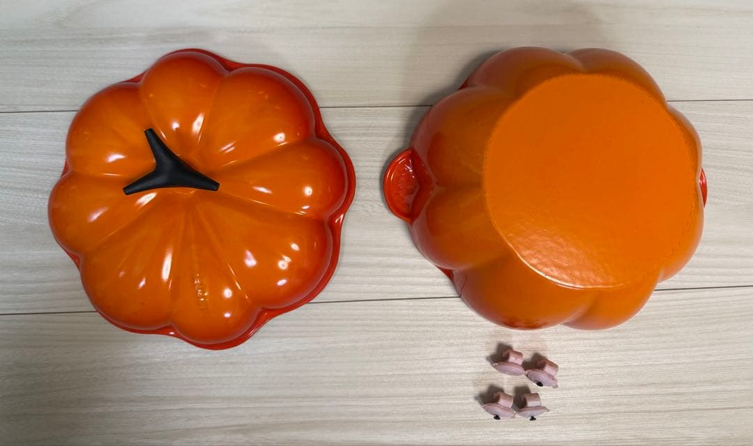 ル・クルーゼ パンプキン型 ココット 22cm オレンジ 鍋 かぼちゃ 廃盤