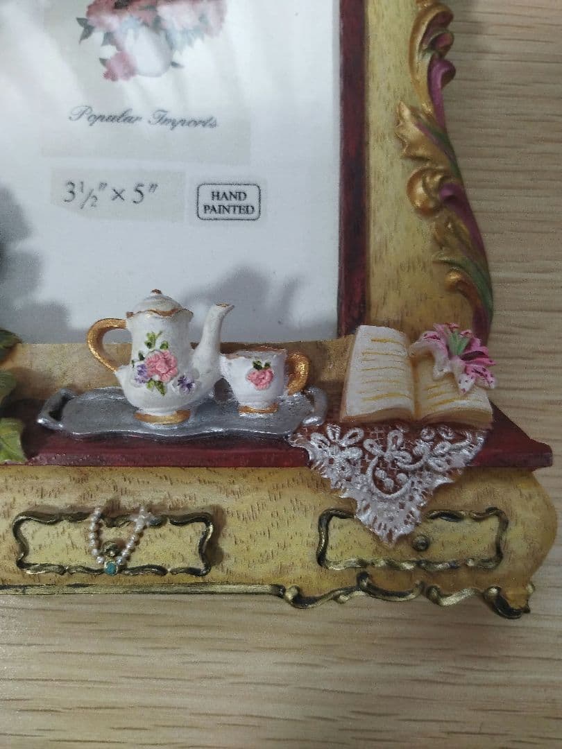 【新品】ヨーロピアン写真立て、フォトフレーム 写真入れ 花 ティーカップ 花瓶