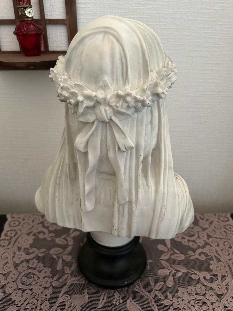 【楽天で現在71,500円】ベールを被った女性 ラファエロ・モンティ作再現 胸像