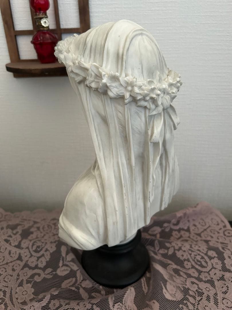 【楽天で現在71,500円】ベールを被った女性 ラファエロ・モンティ作再現 胸像