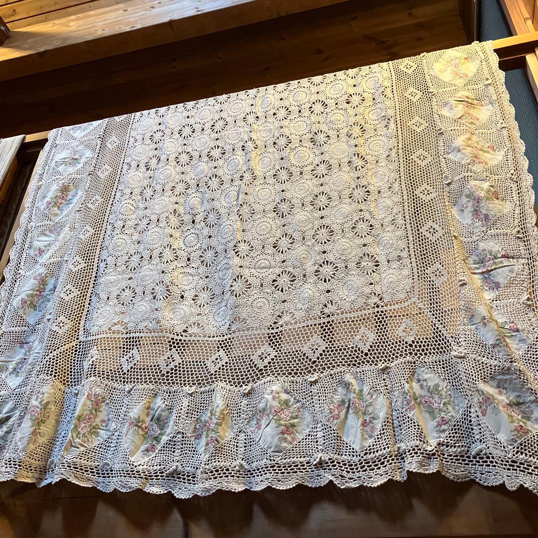 再お値下げ‼️】総レース編みとコットンのパッチワークマルチカバー