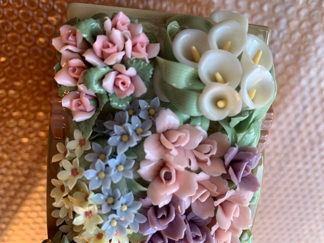 LLADRO リヤドロ 可愛いお花屋さん 6521