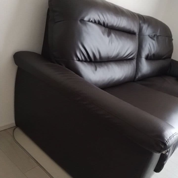 直接取引ダークブラウン 合成皮革ソファ　3人掛け+2人掛け