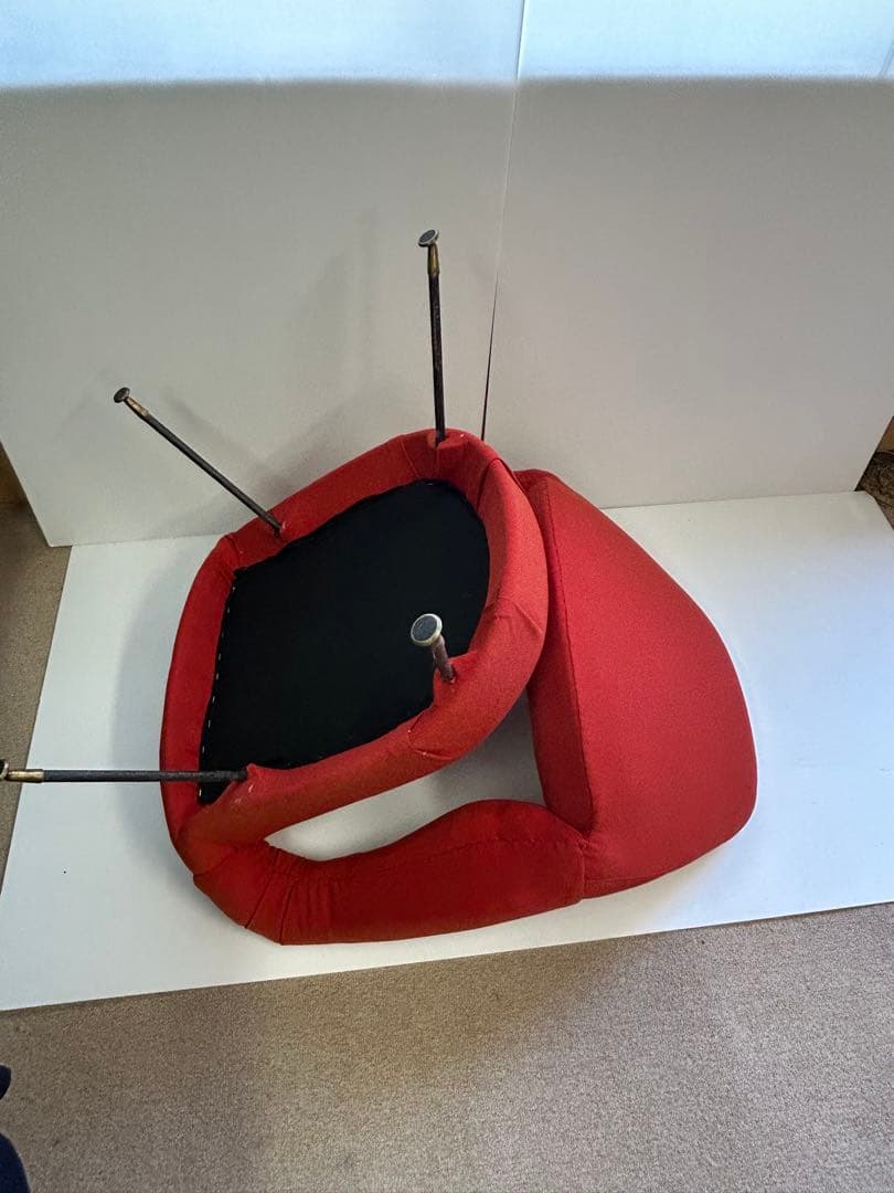 ガストーネ・リナルディ　ポルトローナ・フラウの「Du 55」アームチェア