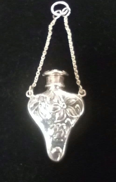 ピルケース&香水入れ