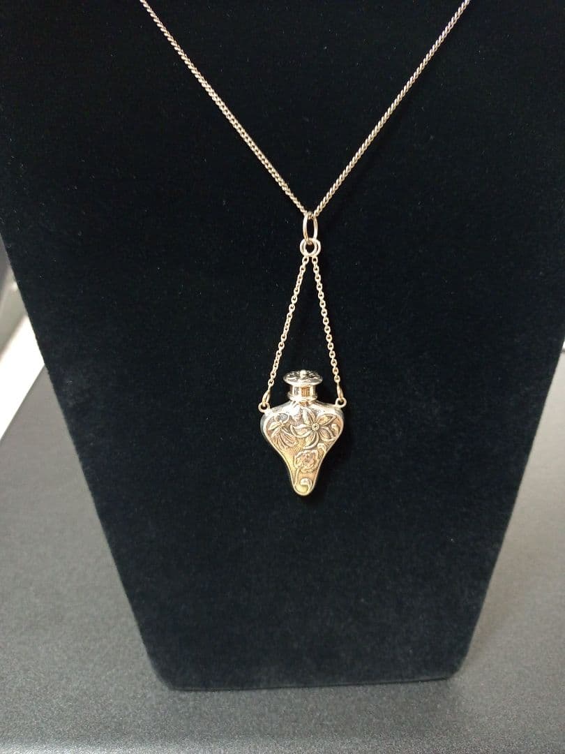 ピルケース&香水入れ