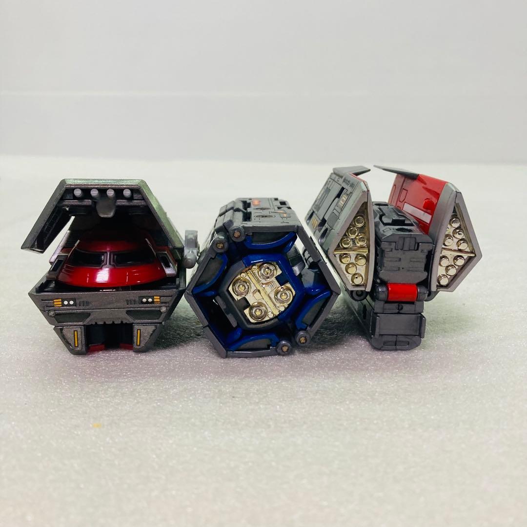 ウルトラマンガイア コンテナビークルシリーズ 3種セット - メルカリ