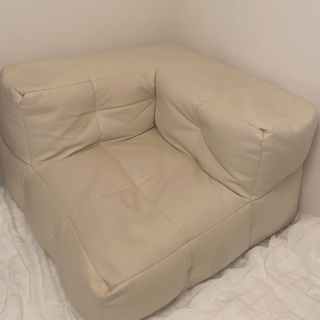 クリーム色 ビーズクッションソファ