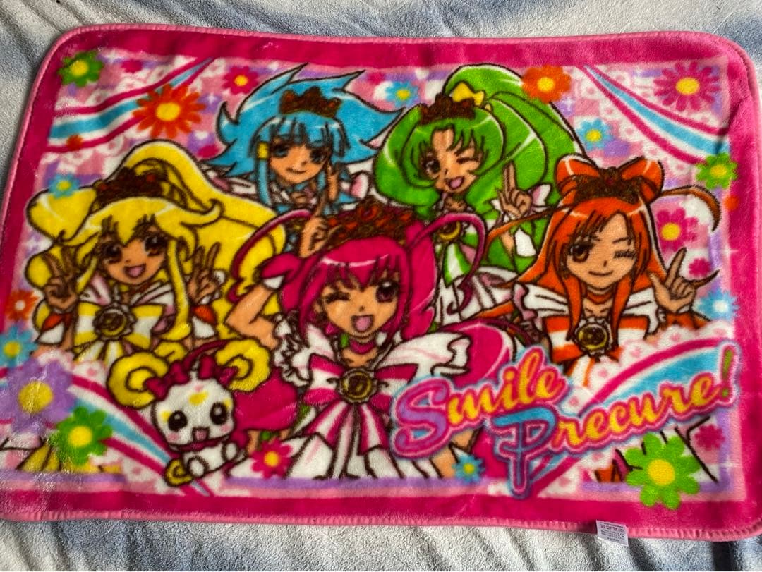 専用！！！スマイルプリキュア ひざ掛け毛布 - メルカリ