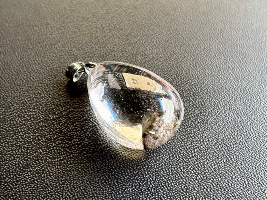 夢幻品質　ヒマラヤ最奥地の神宿る聖石　奇跡のマニハールアルティメイトクリスタル