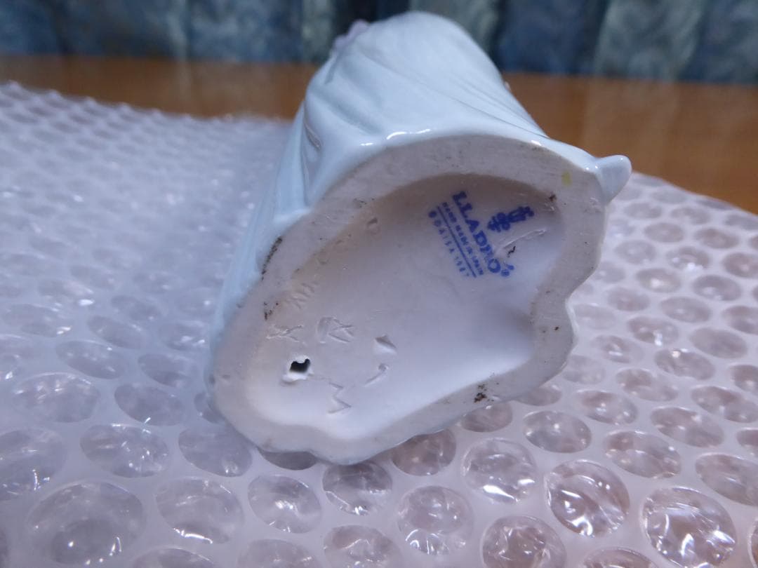 リヤドロ　陶器製　インテリア　5487　少女　パーティ　200A